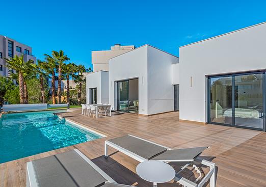 Villa in Las Colinas Golf