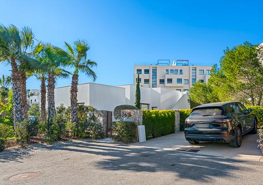 Villa in Las Colinas Golf