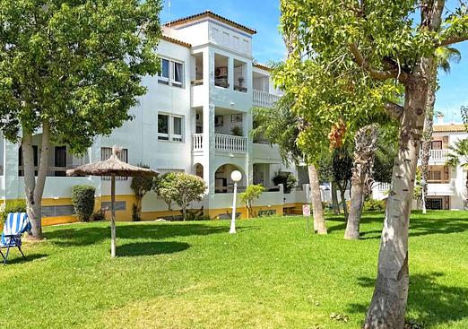 Apartment in Orihuela Costa