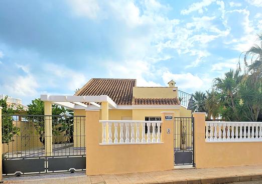 Villa in Los Urrutias