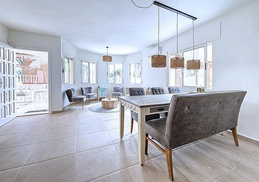 Villa in Los Urrutias