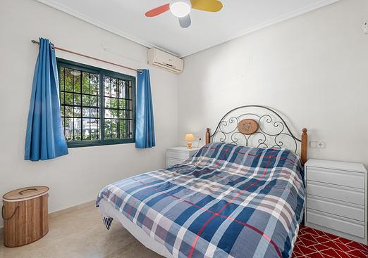 Villa in Orihuela Costa