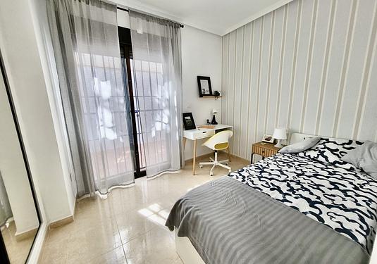 Town house in San Miguel de Salinas