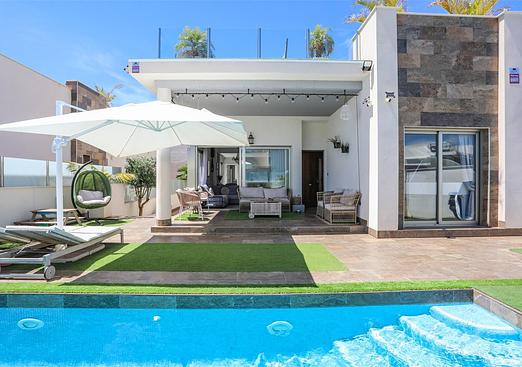 Villa in Orihuela Costa