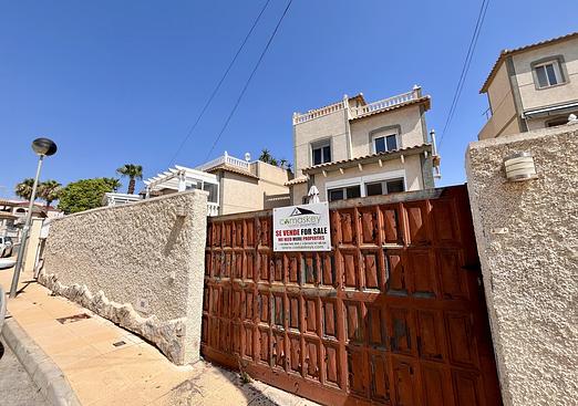 Villa in San Miguel de Salinas