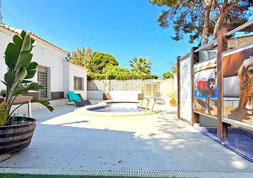 Villa in Orihuela Costa