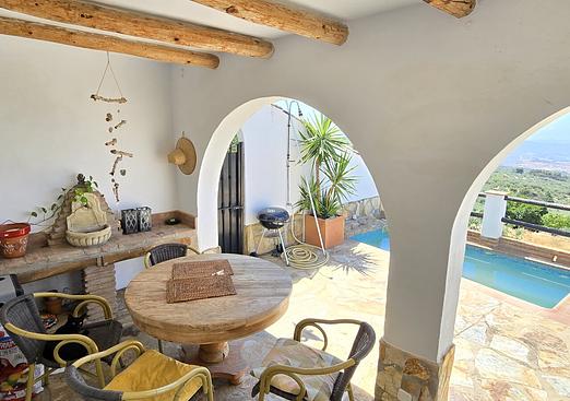 Villa in Periana