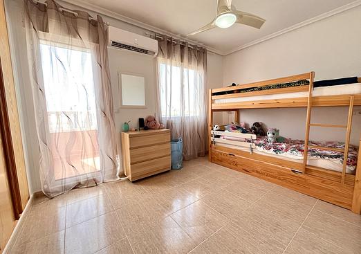 Town house in Avileses