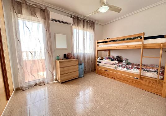 Town house in Avileses