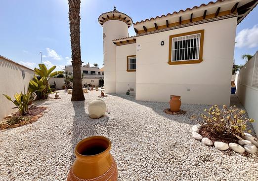 Villa in Cabo Roig