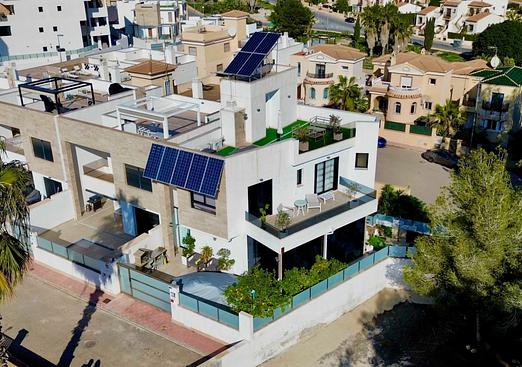 Villa in Orihuela Costa