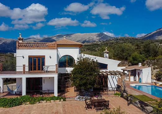 Villa in Periana