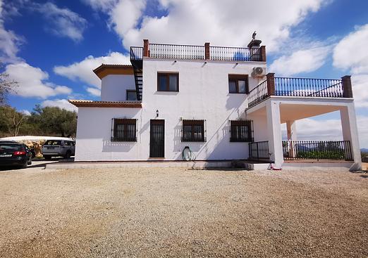 Villa in Periana