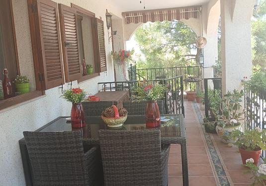 Property in Zarra