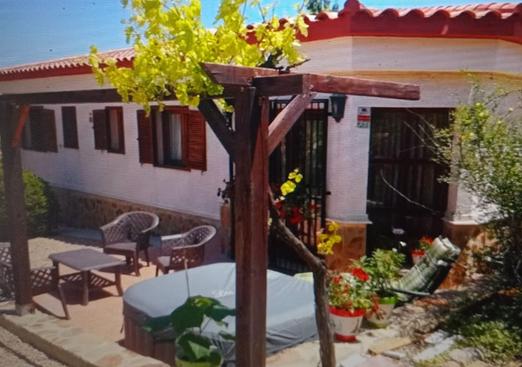 Property in Zarra