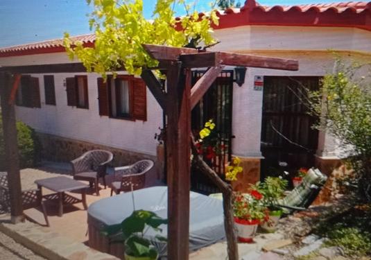 Property in Zarra