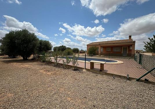 Town house in Fuente Alamo