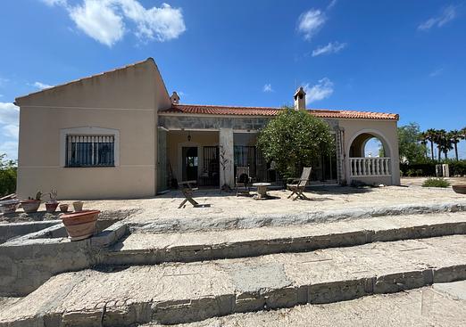 Country house in Benejuzar