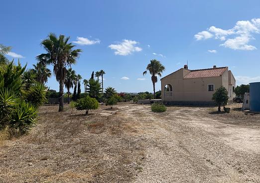 Country house in Benejuzar
