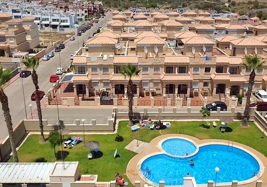Town house in Orihuela Costa