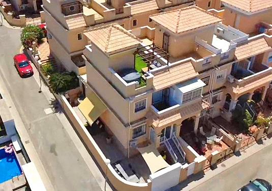 Town house in Orihuela Costa
