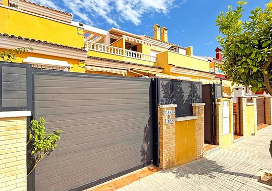 Town house in Torrevieja