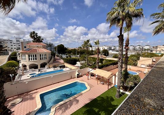 Villa in La Zenia