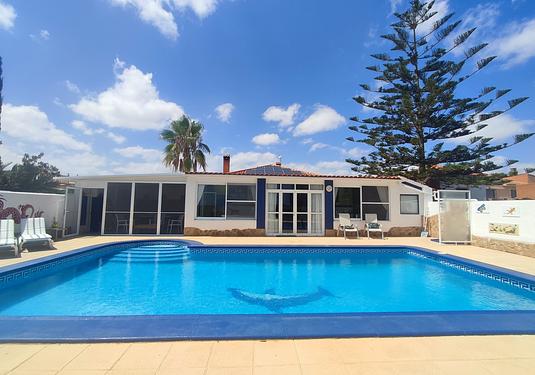 Villa in Gea Y Truyols