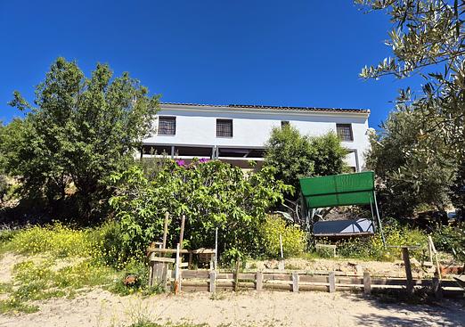 Country house in Salar