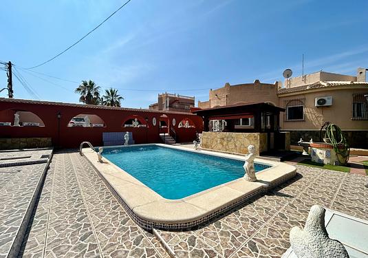 Villa in El Chaparral