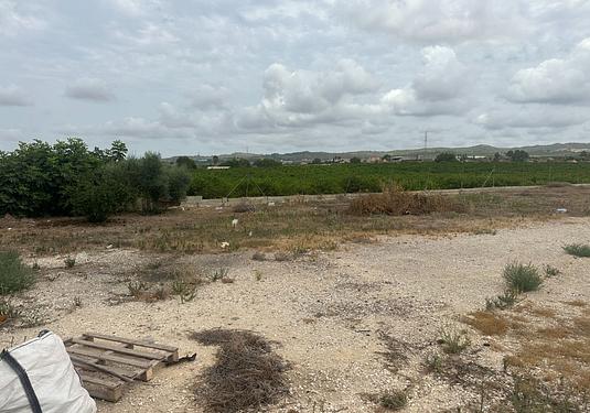 Commercial in Torremendo