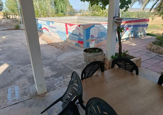 Country house in Yecla