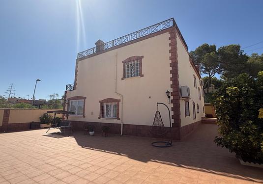 Villa in Torrevieja