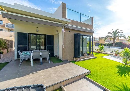 Villa in Orihuela Costa