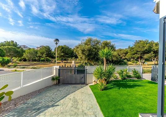 Villa in Orihuela Costa