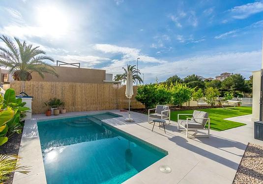 Villa in Orihuela Costa