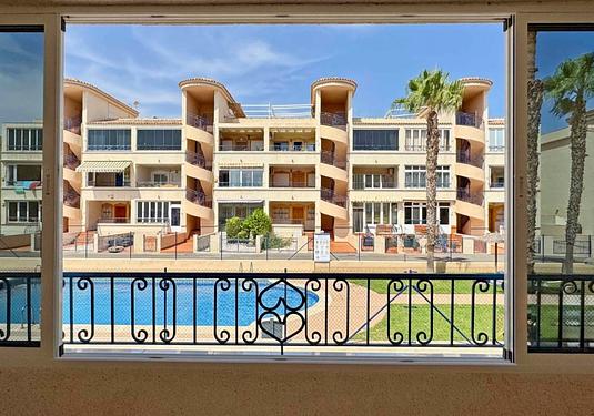 Apartment in Orihuela Costa