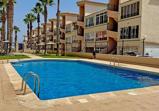 Apartment in Orihuela Costa