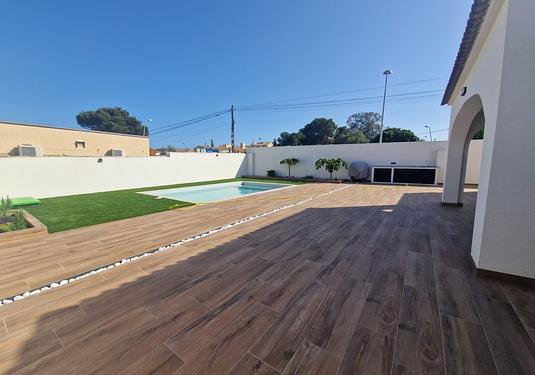 Villa in Los Balcones