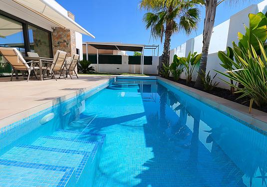 Villa in Pilar de La Horadada