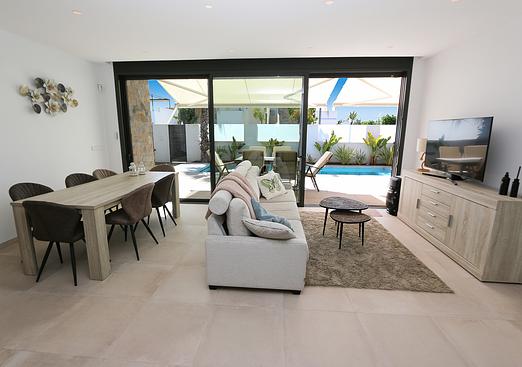 Villa in Pilar de La Horadada