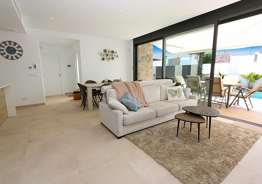 Villa in Pilar de La Horadada