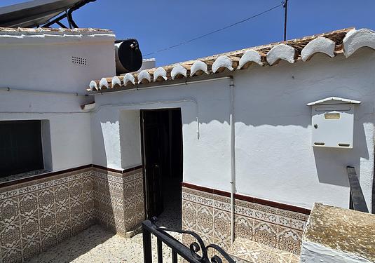 Town house in Comares