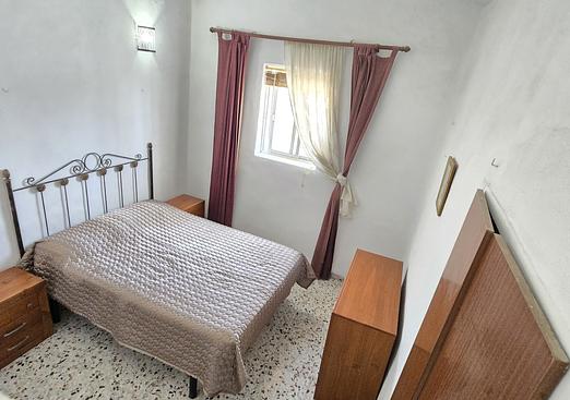 Town house in Comares