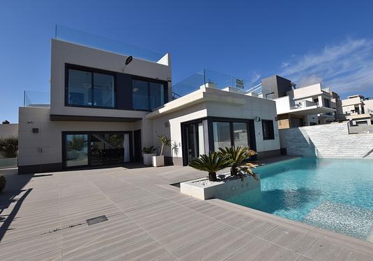 Villa in San Miguel de Salinas