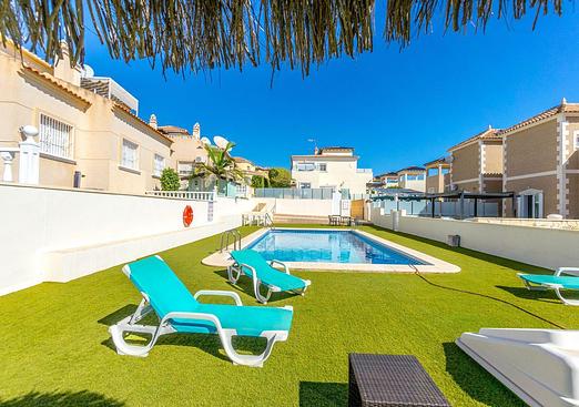 Town house in Orihuela Costa