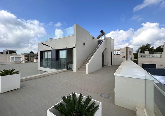 Villa in San Miguel de Salinas