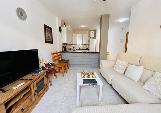 Commercial in San Miguel de Salinas