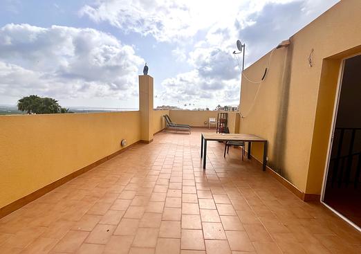 Commercial in San Miguel de Salinas