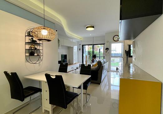 Apartment in Orihuela Costa